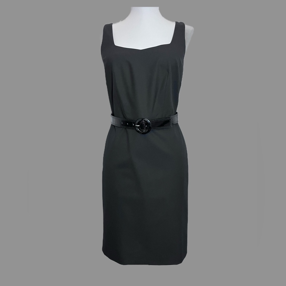 Loft (Ann Taylor) Petite Size 2 LBD (Little Black Dress) Sleeveless Classic